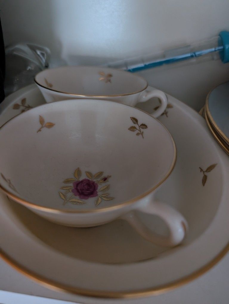 Fine China / Porcelain Dishes With Gold Trim