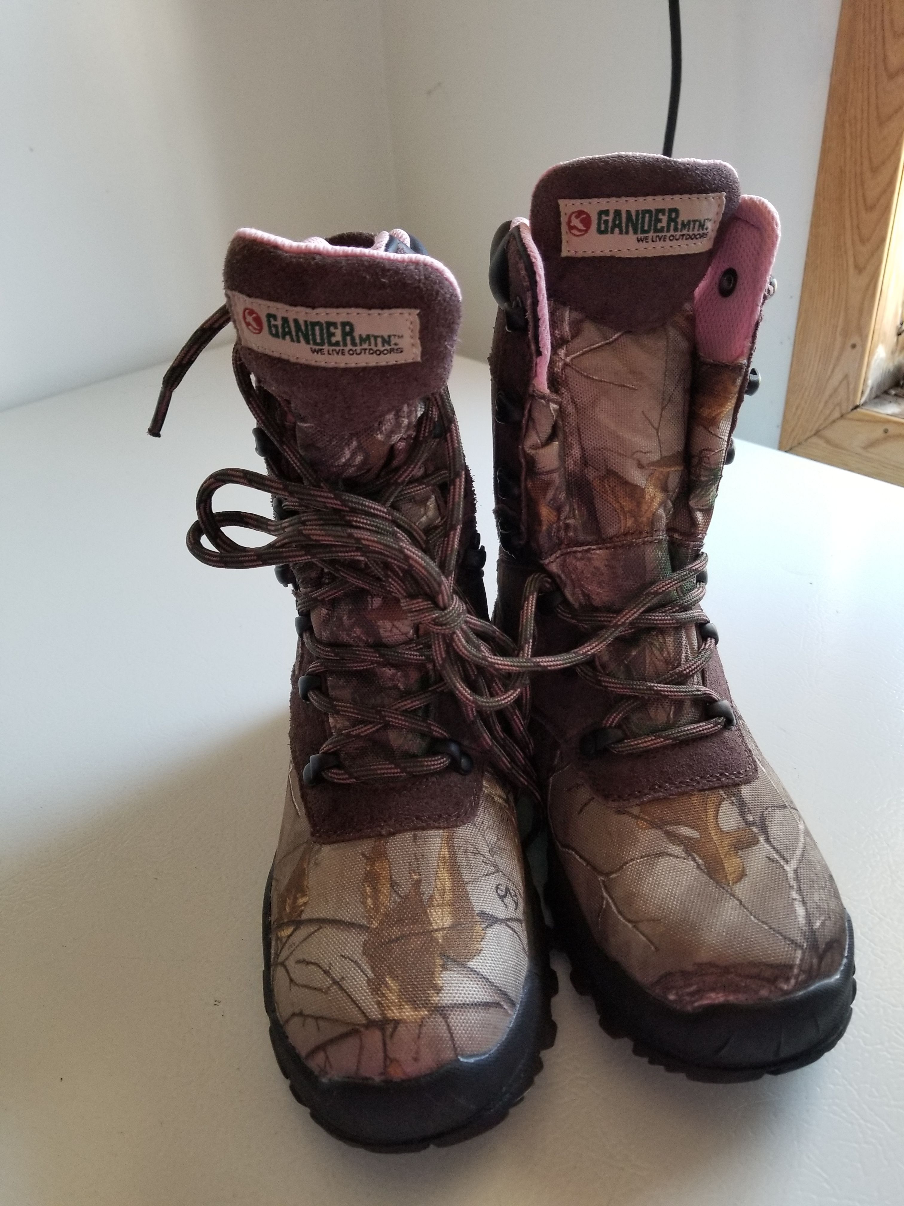 Girls hiking boots