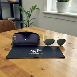 Ray-Ban Aviator Sunglasses 