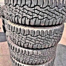 275 70 18 Goodyear Tires Con 80% De Vida Las 4