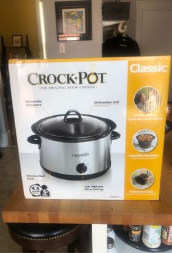 Brand NEW Crock Pot