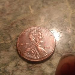 2001 penny Lincoln's neck is missing error.