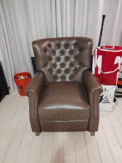 Brown Leather Tufted Recliner Armchair