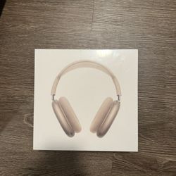 AirPod Maxx with Smart Case (Gold)