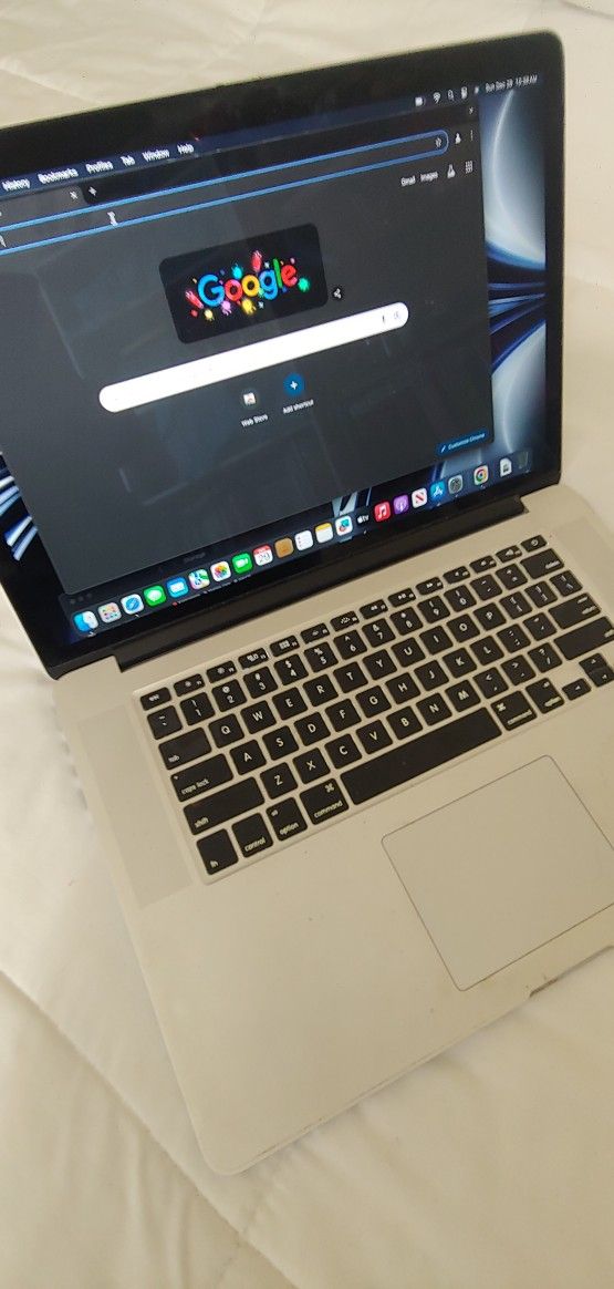 Apple Macbook Pro Retina intel Core i7 16gb Ram 500gb SSD  Charger Included