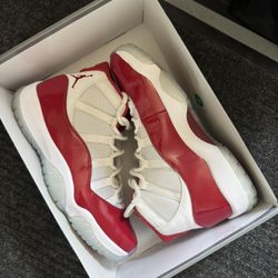 Jordan 11 Retro Cherry 