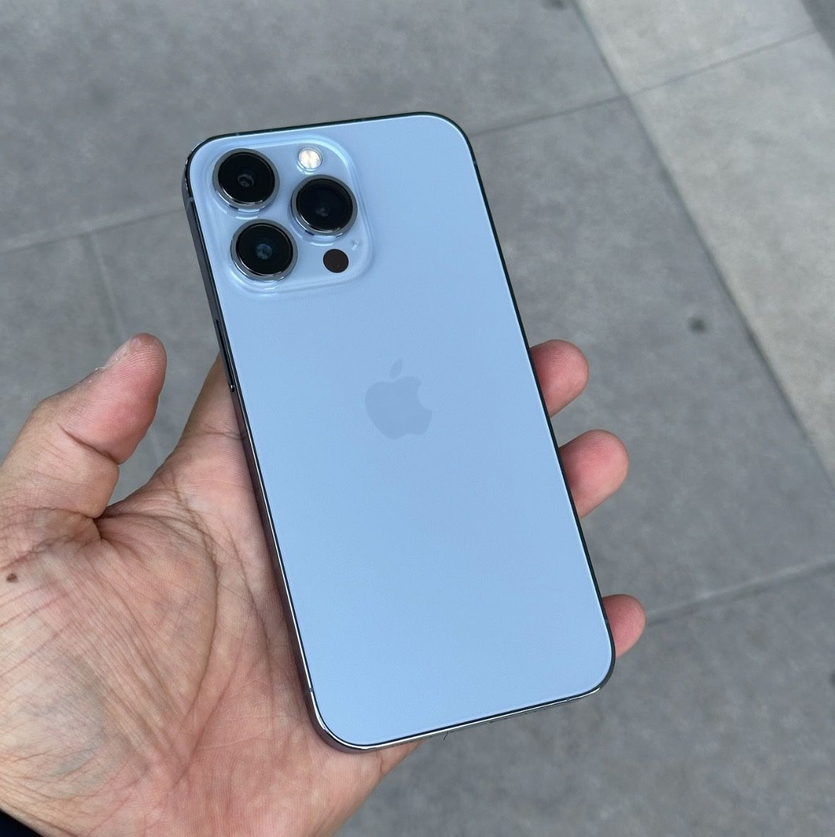 iPhone 13 Pro (UNLOCKED/LIBERADO)