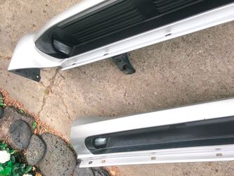 Lexus GX470 Running Boards Fits 06 to 09 Year OEM: Titanium Metallic