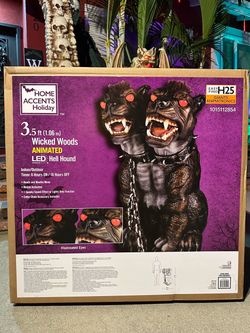 GIANT 3.5 FT LED Hell Hound Halloween Animatronic - NEW In Box