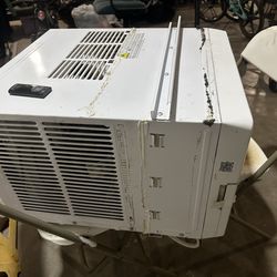 Toshiba 500sq Ft Window Air Conditioner