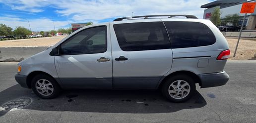 2002 Toyota Sienna