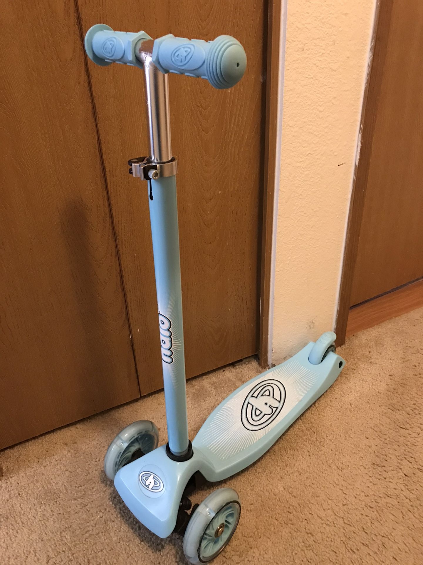 Halo Jr. Scooter
