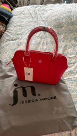 Lipstick red hand bag