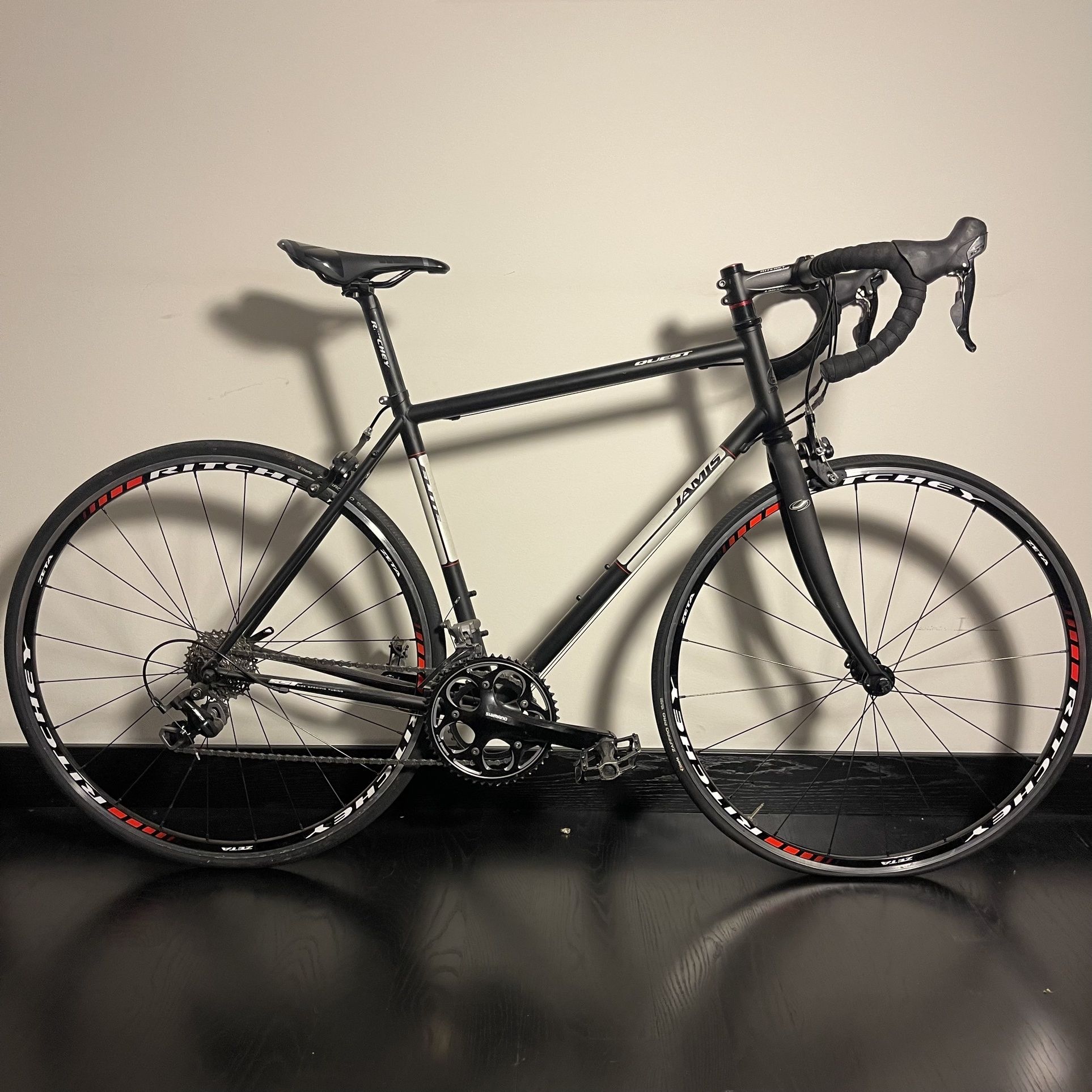 Jamis Quest Road Bike - 54cm for Sale in West Hollywood, CA - OfferUp