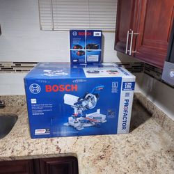 Bosch Profactor 7-1/4-in 18-volt Sliding Compound Cordless Miter Saw Model GCM18V-07SN with batterys and charger