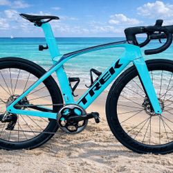 2022 Trek Madone Full Carbon Road Bike 52 cm🇺🇸
