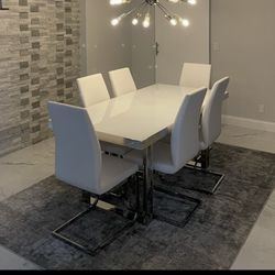 White Glass Rectangular Table With 6 Chairs
