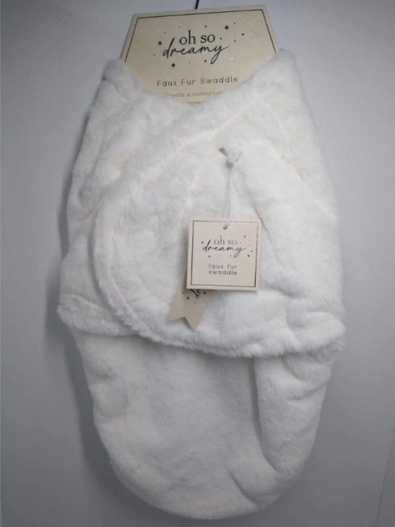 NEW OH SO DREAMY FAUX FUR SWADDLE