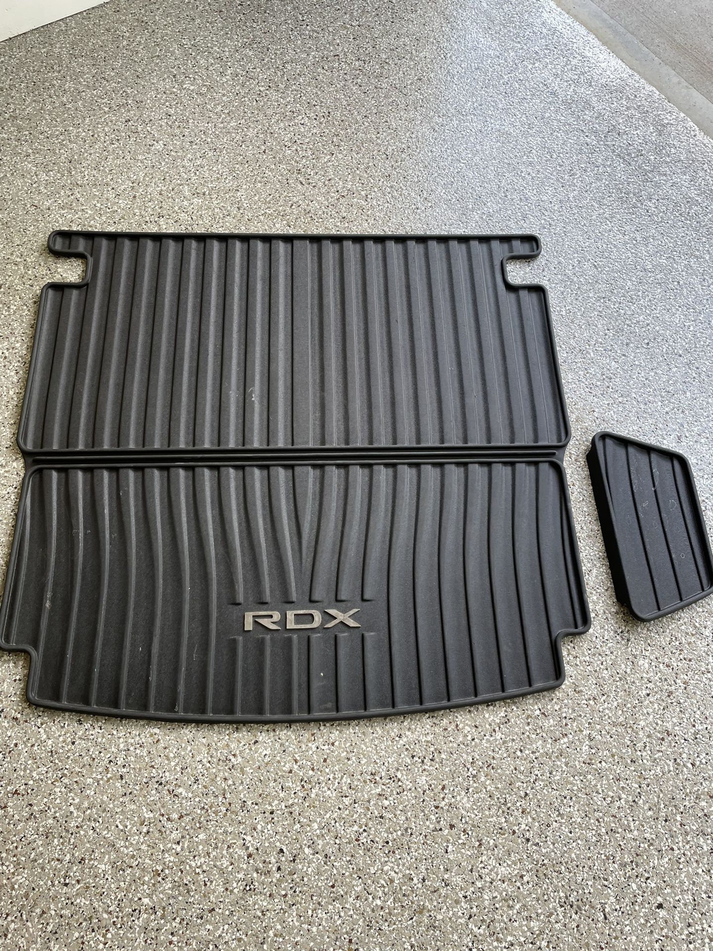 Acura Rdx All Weather Cargo Mat And Shade 