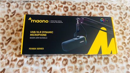 VERY Gently Used: Moano USB/ XLR Gaming / Podcast RGB Dynamic Microphone $45 Obo