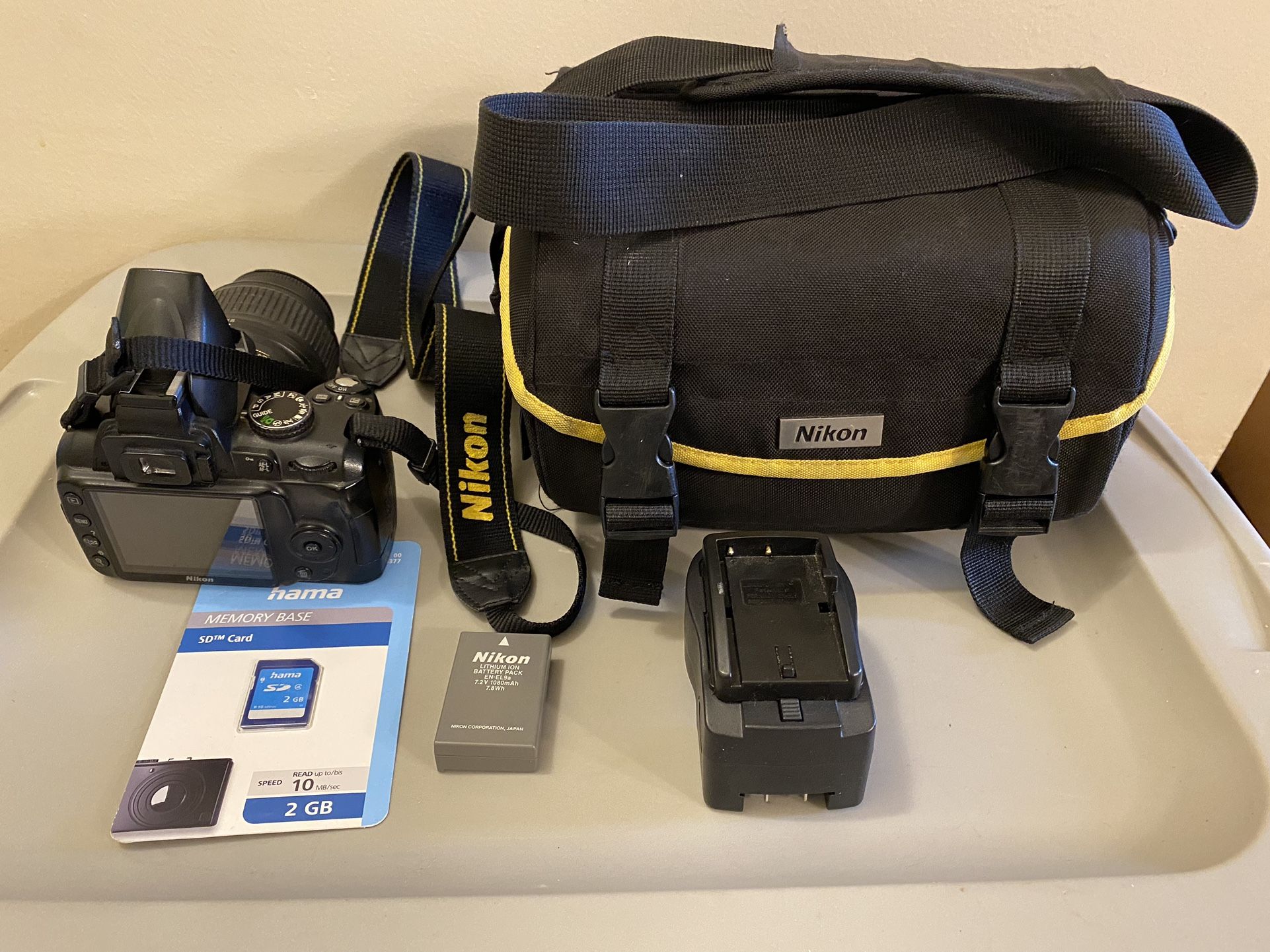 Nikon D3000 10.2 MP Digital SLR Camera W/ 18-55mm Lens
