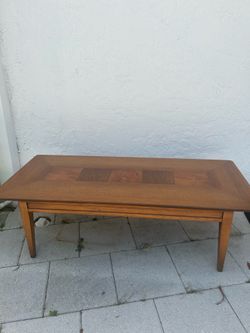 Cocktail table (real wood)