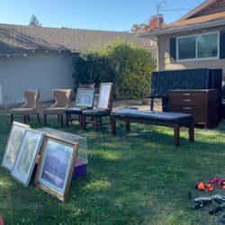 Furniture/Dresser..Etc Yard Sale !