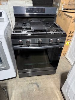 New 30”Samsung gas stove stainless steel with convection