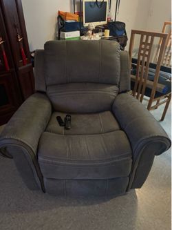 Reclining sofa