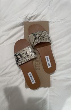 Steve Madden Women’s Sandals