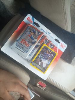 Topps 4 Pack Cards Plus Exclusive Parallel Card