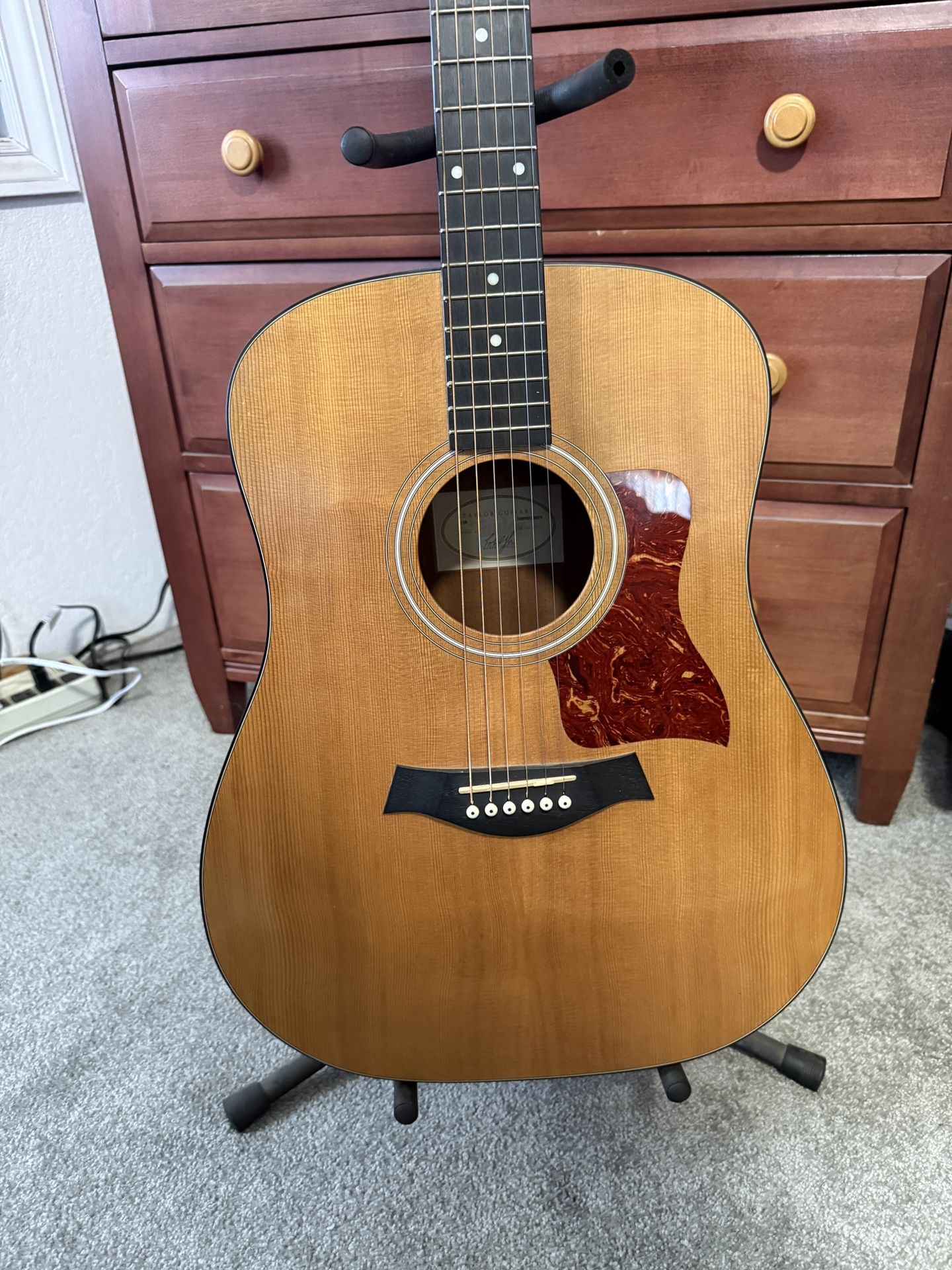 Taylor 110 Acoustic Guitar * Like: Martin, Yamaha