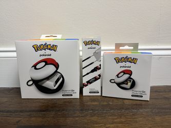 Pokémon Polaroid Go Poké Ball Camera Case & Photo Album & Camera Strap - IN HAND