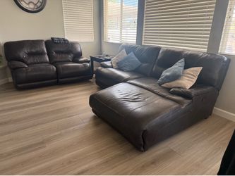 2 reclining couches leather