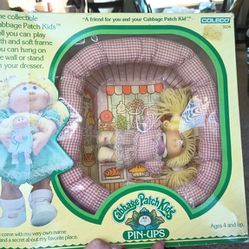 Collectible Cabbage Patch Pin Up