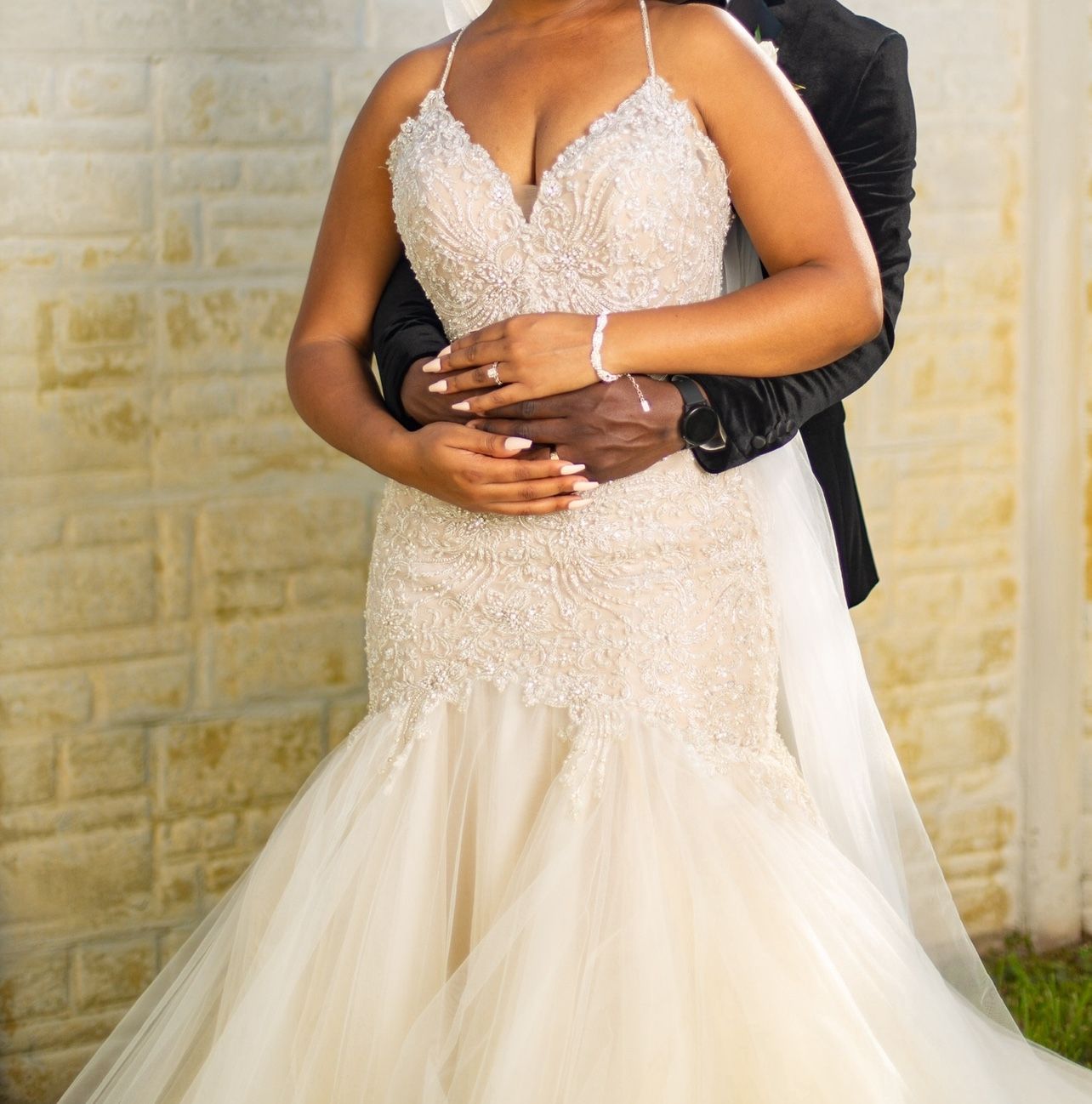 Selling wedding gown- Casablanca Bridal, Style 2359 Clara