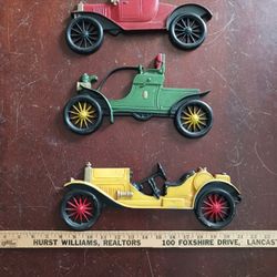 VINTAGE CAR CAST METAL WALL HANGERS