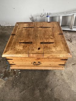 Gorgeous Antique table/Cabinet
