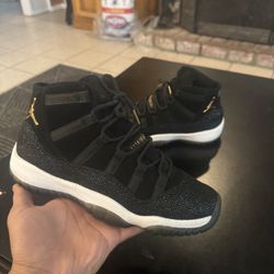 Air Jordan 11 Retro Premium GS Size 5.5Y 'Heiress'