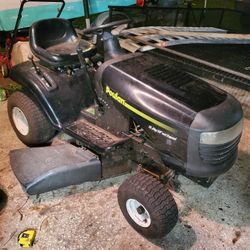 Poulan 15.5hp 38 Inch Riding Mower
