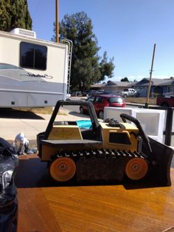 1999 Tonka toy dirt mover