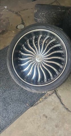 24 In Rims And Tires ..no Cracks Or Bend....one Bad Tire