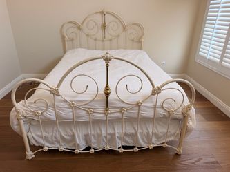Queen Bed Frame *WILL DELIVER SAME DAY*
