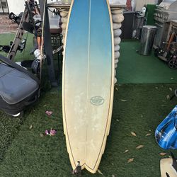 Surfboard 