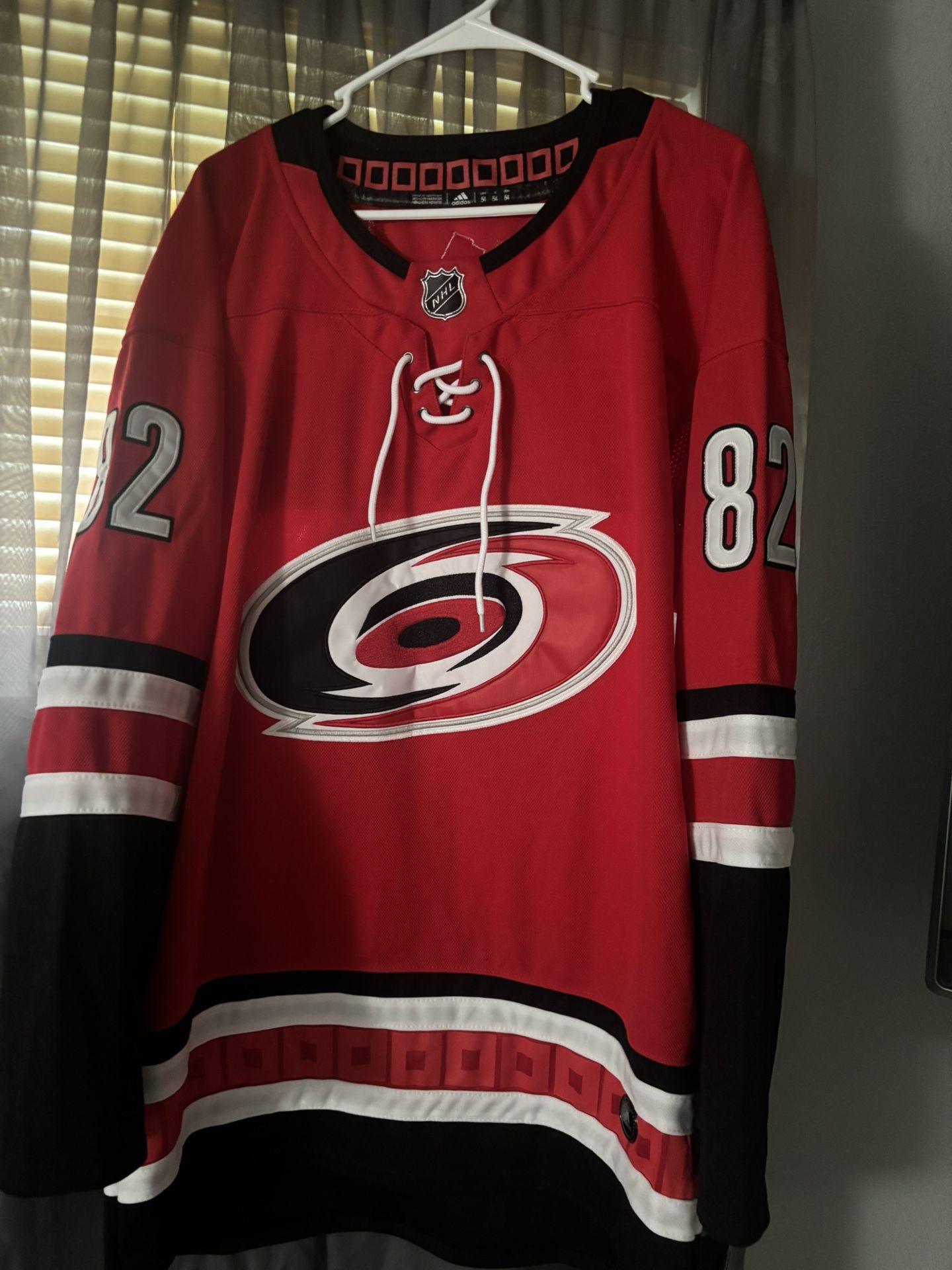 Jesperi Kotkaniemi Signed Carolina Hurricanes Jersey AUTO PSA