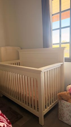 Beautiful custom crib with naturepedic organic mattress