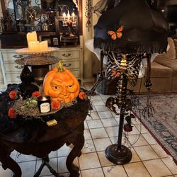 Gothic Victorian style vintage skeleton Floor Lamp 