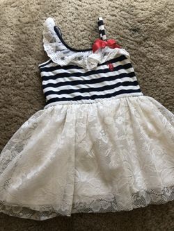 Girls dress size 3 t toddlers