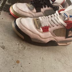 Jordan 4s