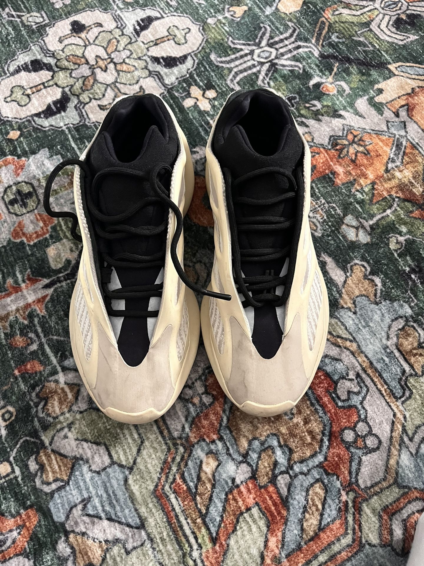 adidas yeezy 700 v3 azael
